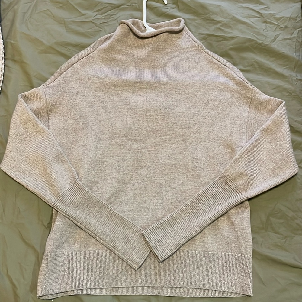 Aritzia Cyprie sweater